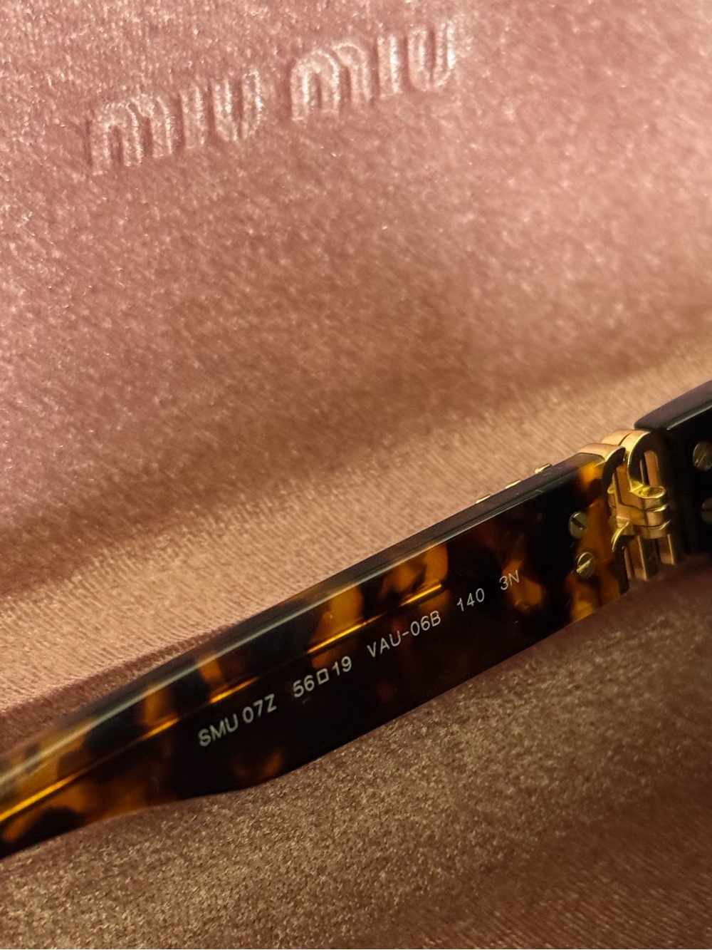New MIU MIU TORTOISESHELL SUNGLASSES UNISEX SMU 07Z - Picture 10 of 11